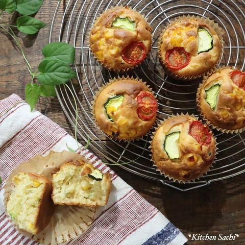 夏野菜トッピングの簡単お惣菜マフィン