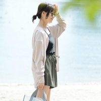 紫外線対策にプラスワン！大人の服見えラッシュガード「フード付きケープ」誕生