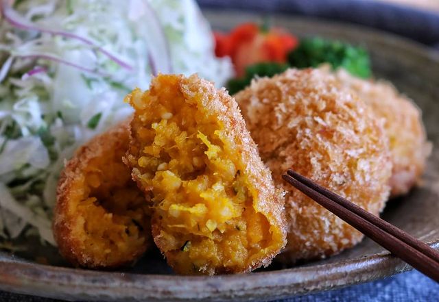 かぼちゃと鶏ひき肉のコロッケレシピ