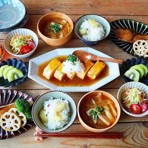 食べやすくするためにサラダや汁物は欠かせない